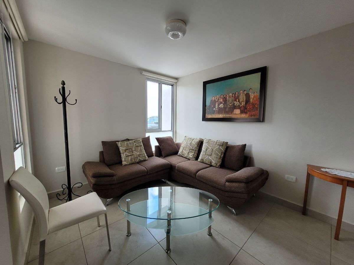 1 de 16: Sala
