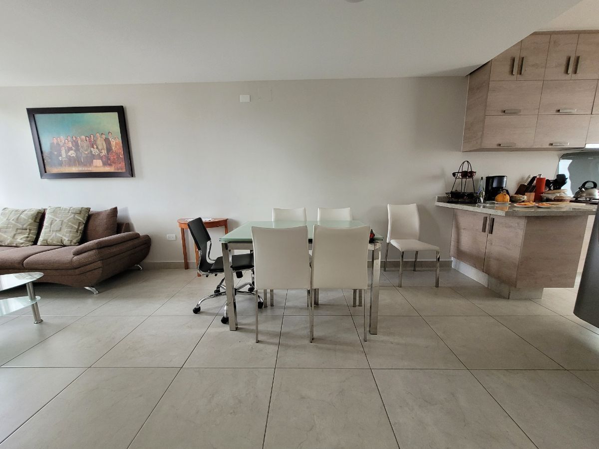 3 de 16: Comedor