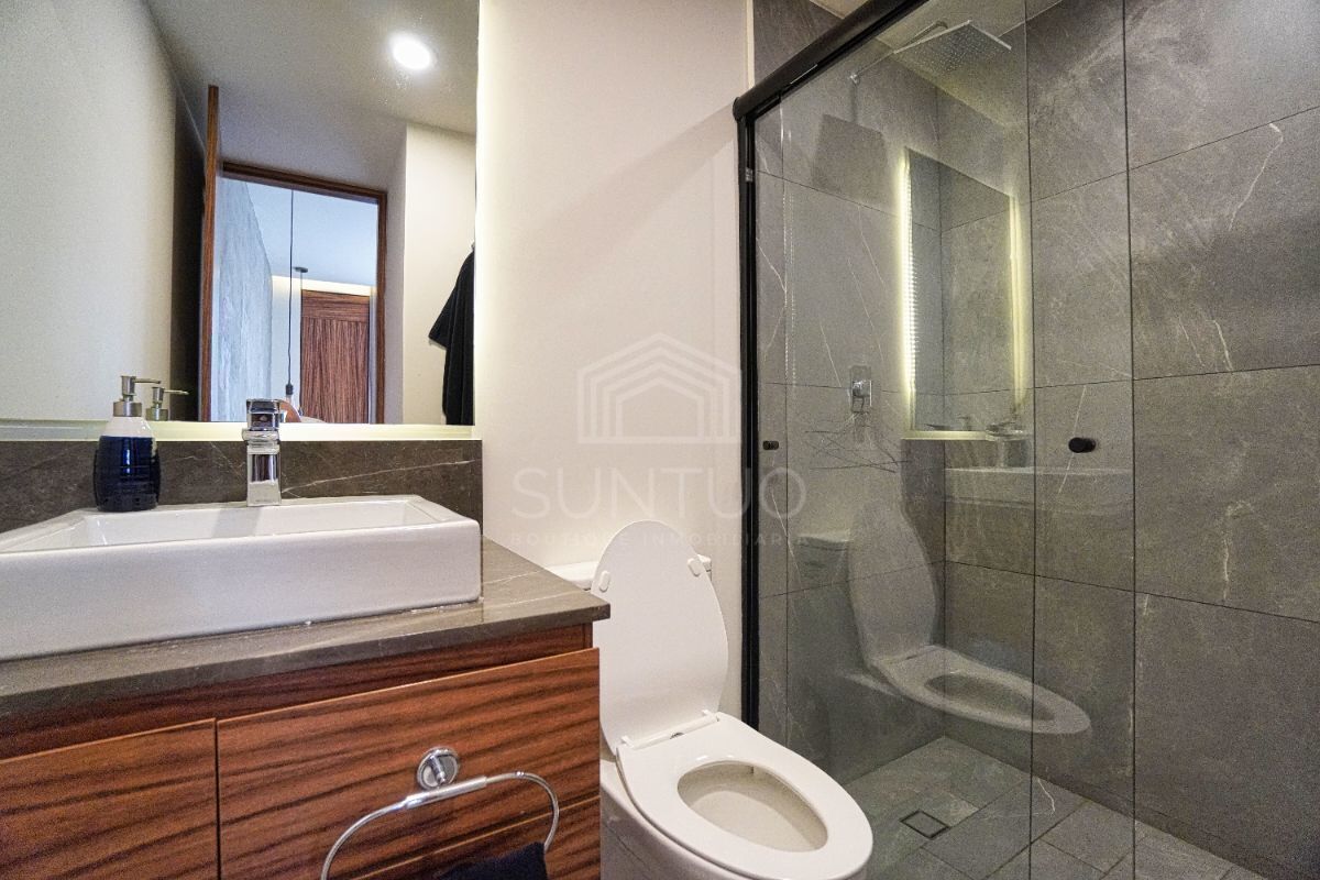 15 de 30: BAÑO RECÁMARA SECUNDARIA