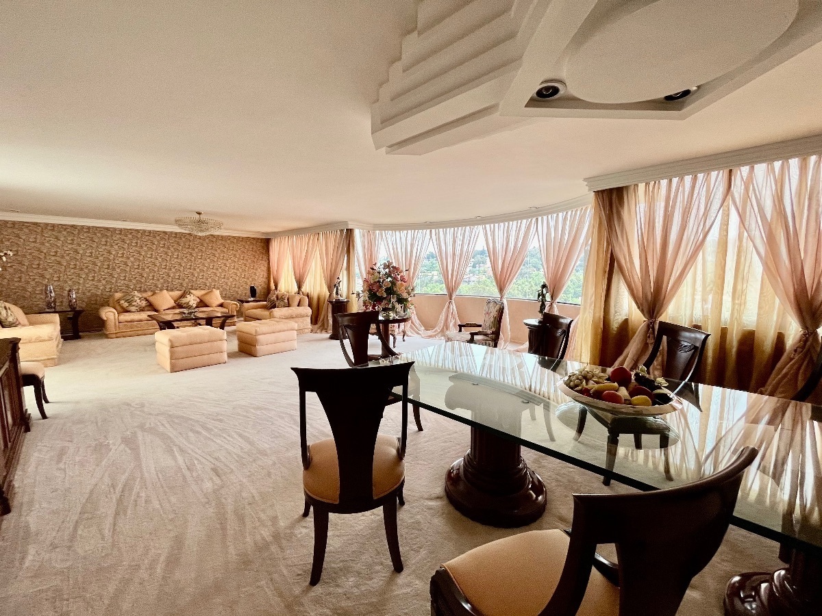 Sala y comedor con vista panorámica