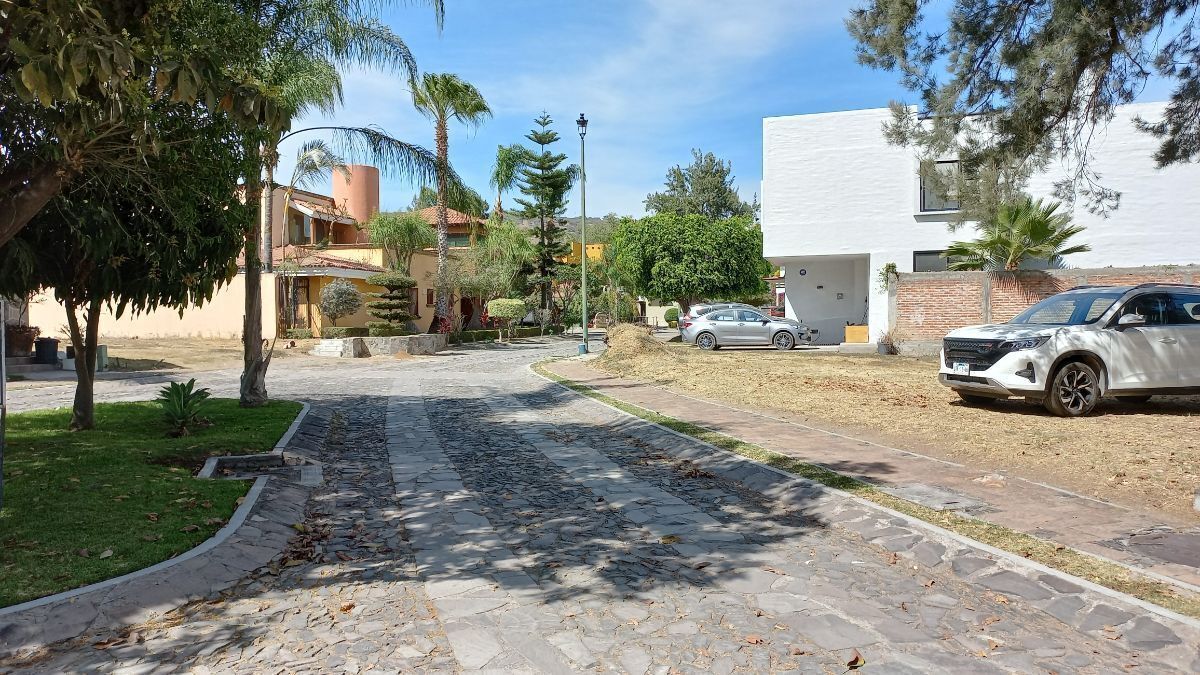 26 de 41: Otra vista del entorno