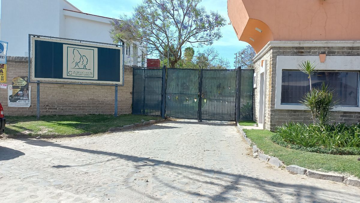 28 de 41: Puerta de Salida del Fraccionamiento