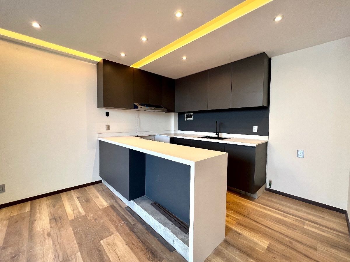 VENTA NUEVO DEPARTAMENTO CON BALCÓN EN LOMAS DE TECAMACHALCO, foto 1 de 12