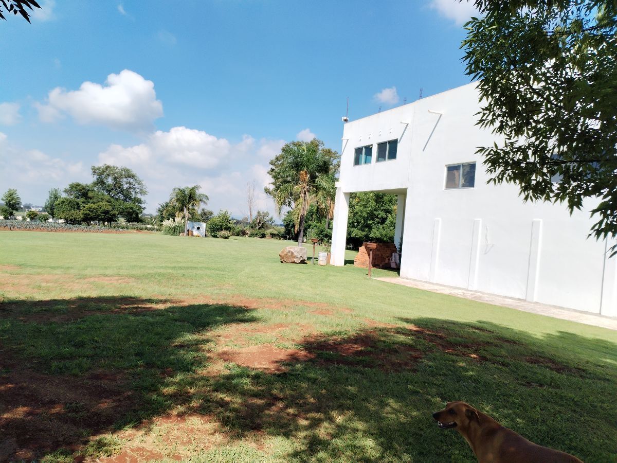 20 de 22: Vista lateral casa