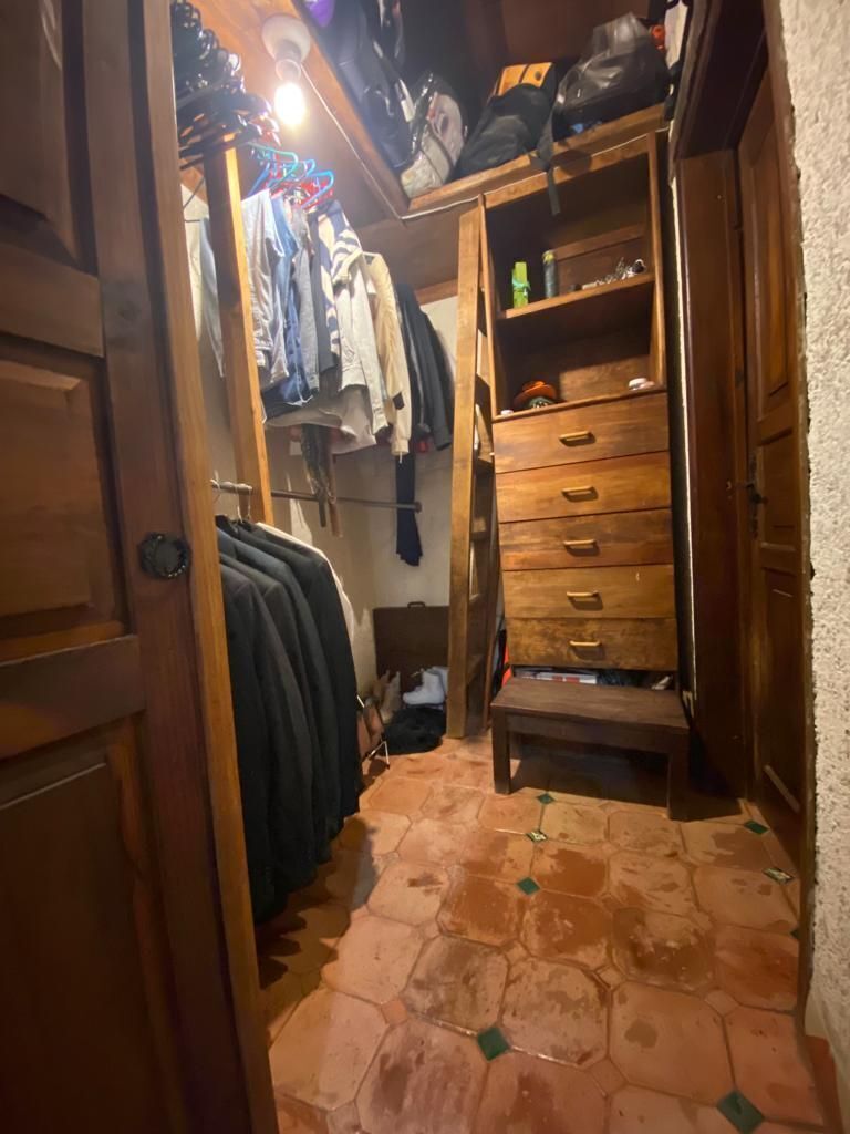 14 de 19: Vestidor recámara principal