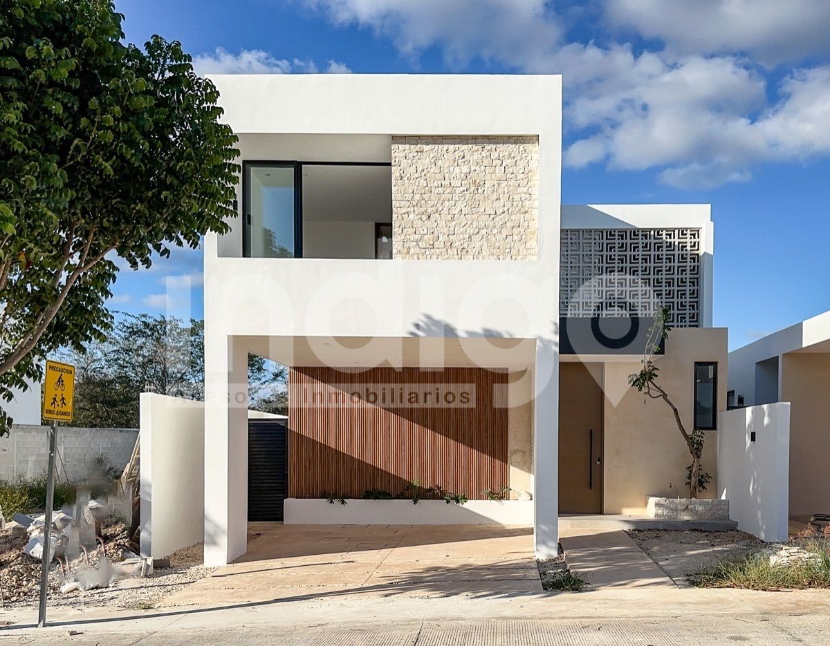 1 de 49: Fachada Frontal