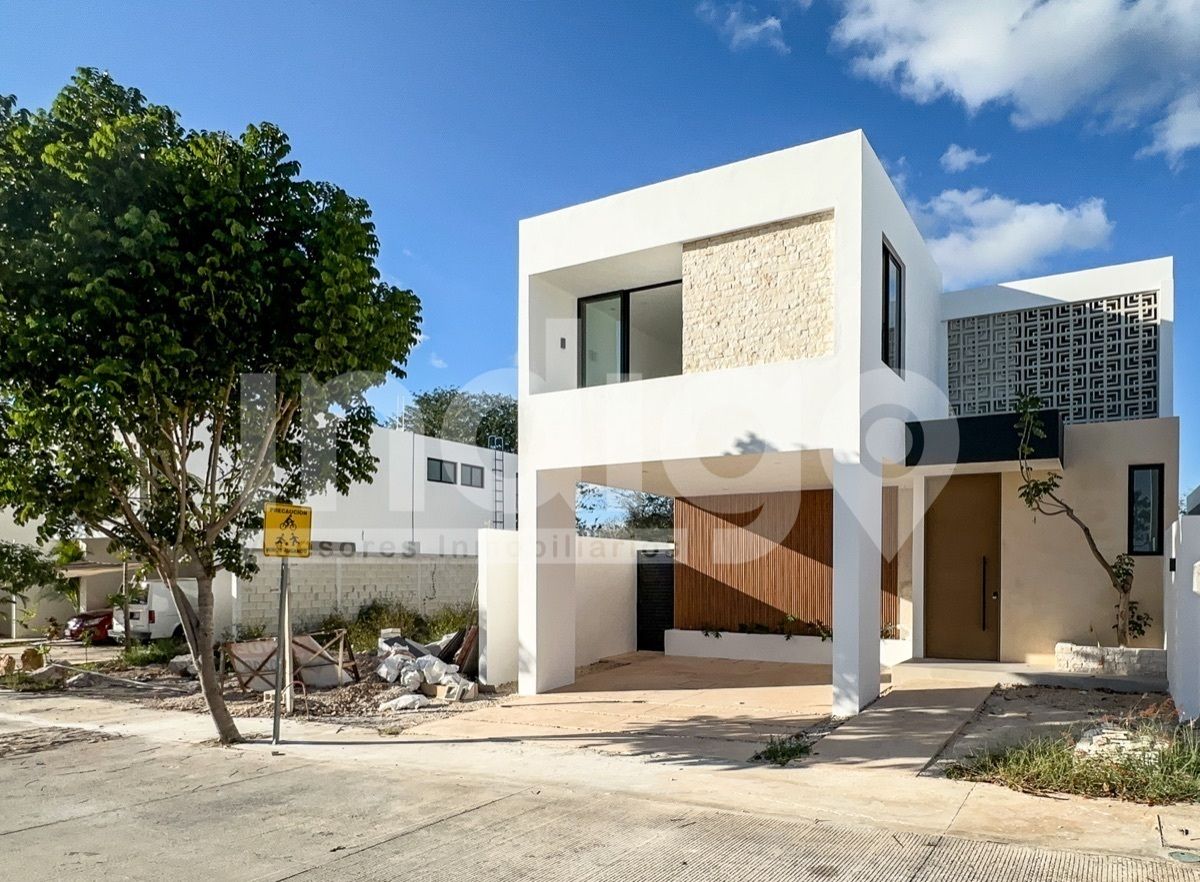 2 de 49: Fachada Frontal