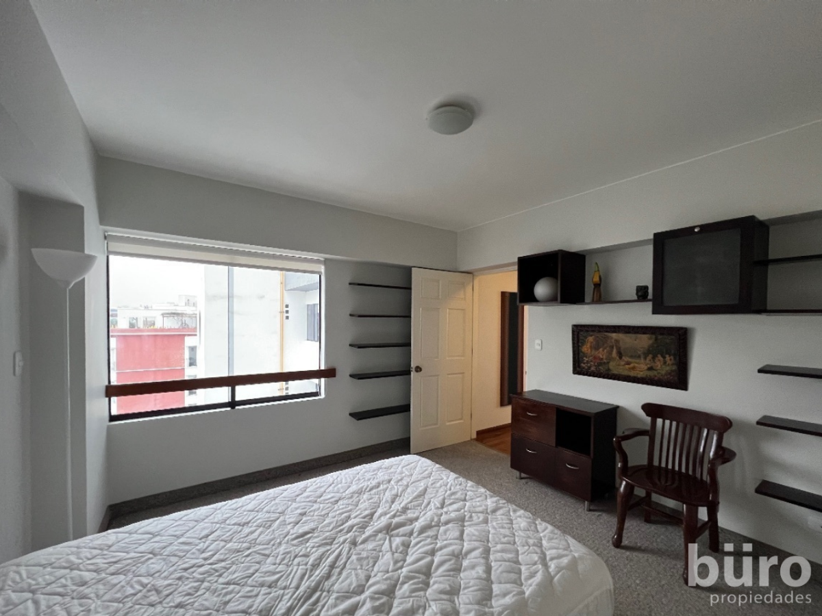 11 de 19: Segundo dormitorio con buena vista a la ciudad