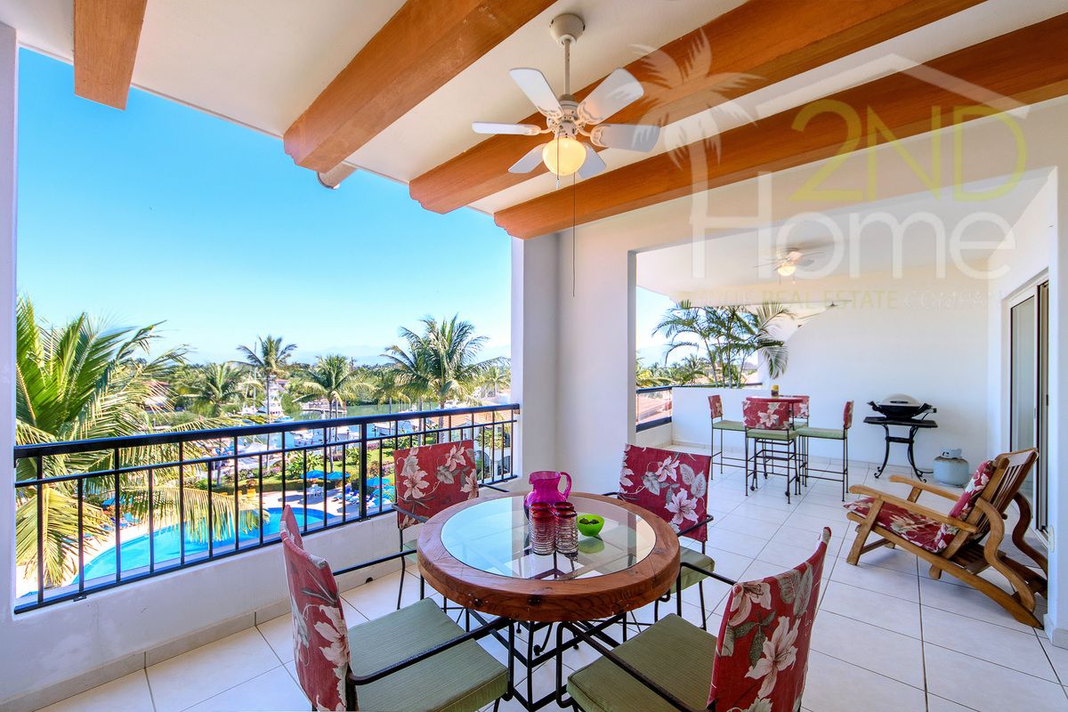1 de 19: Grand Marina Villas 2408 terrace overlooking marina, pool