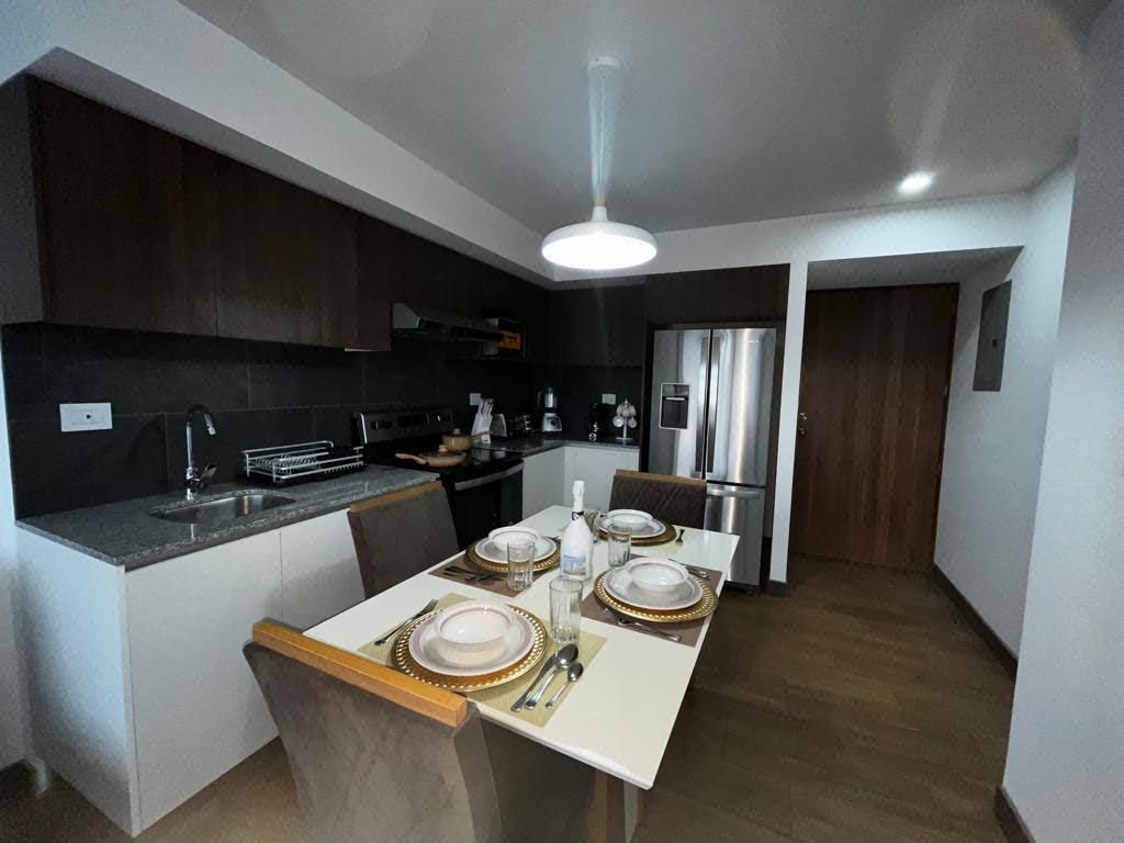 Apartamento en Zona 14, Guatemala, foto 3 de 5
