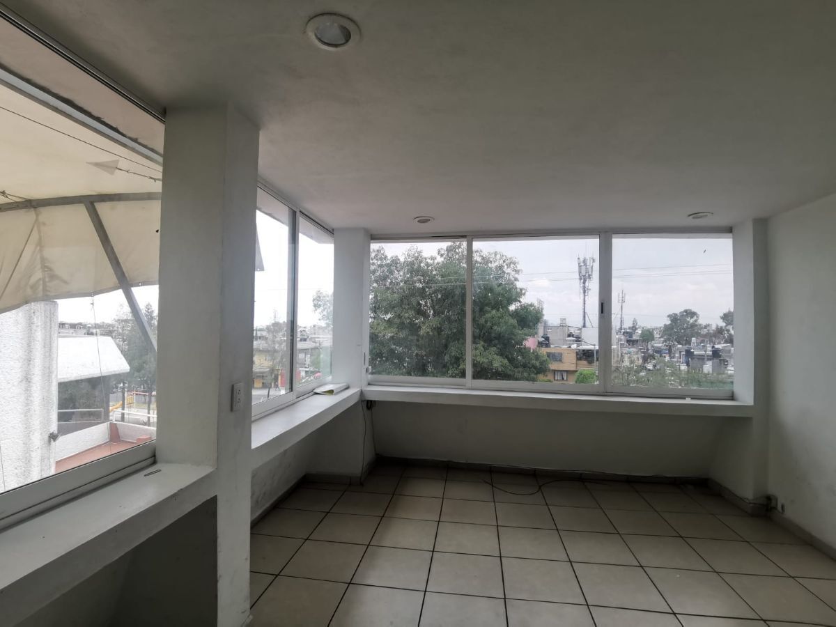 16 de 28