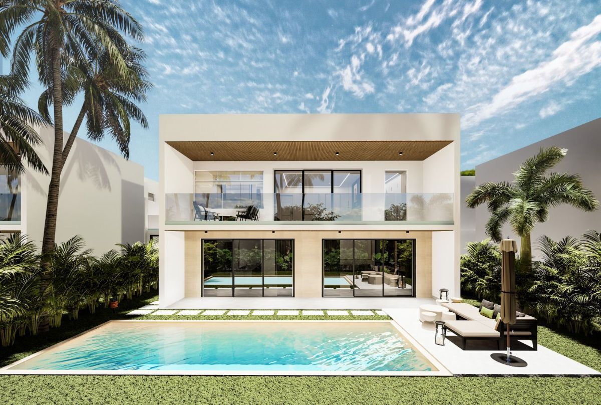 4 of 8: piscina