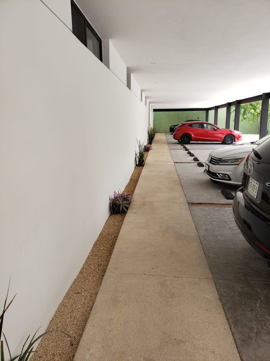 20 de 20: Estacionamiento