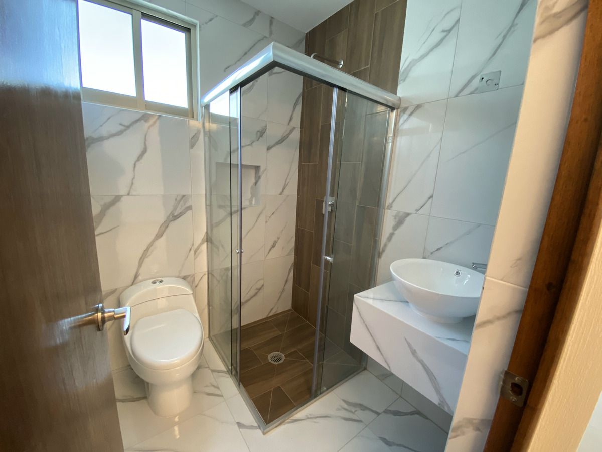 5 de 11: Baño Completo