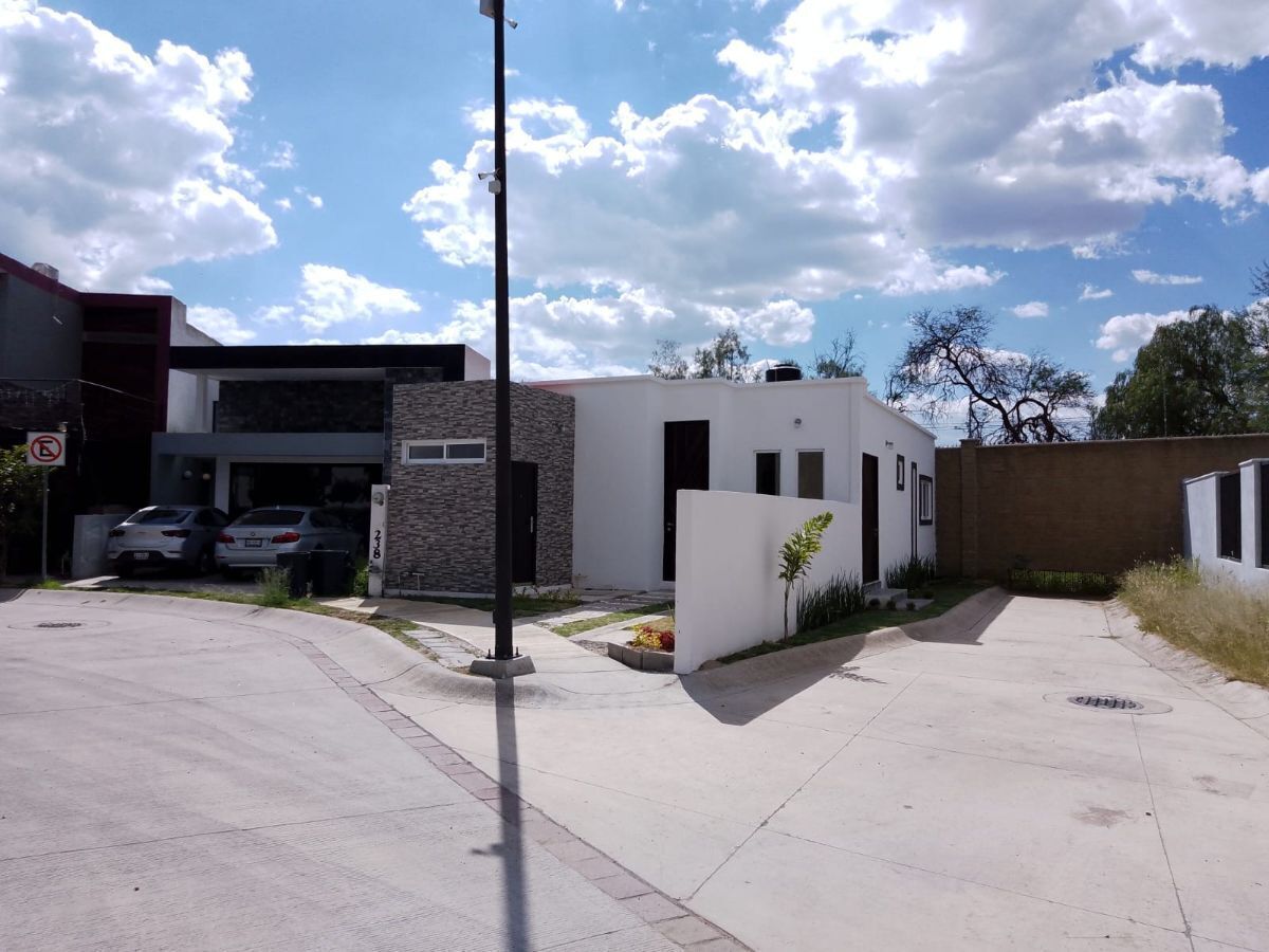 3 de 24