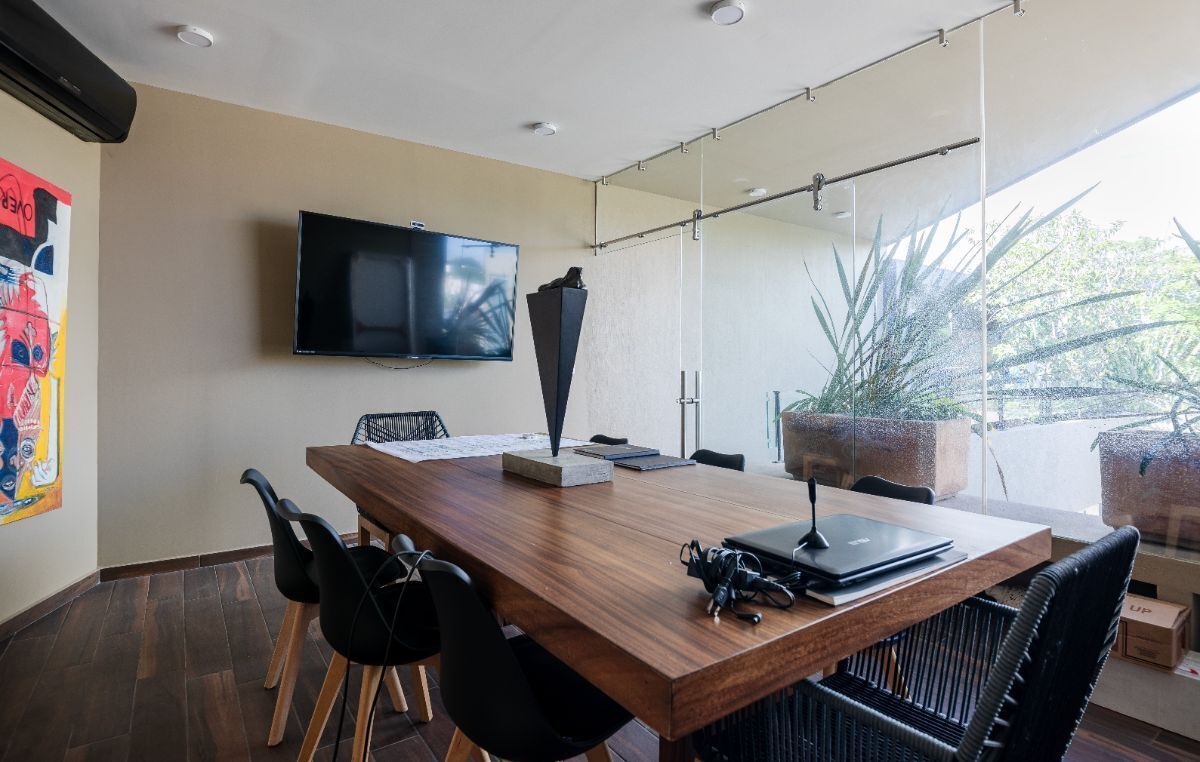 10 of 26: Habitación (Actualmente Sala de juntas)
