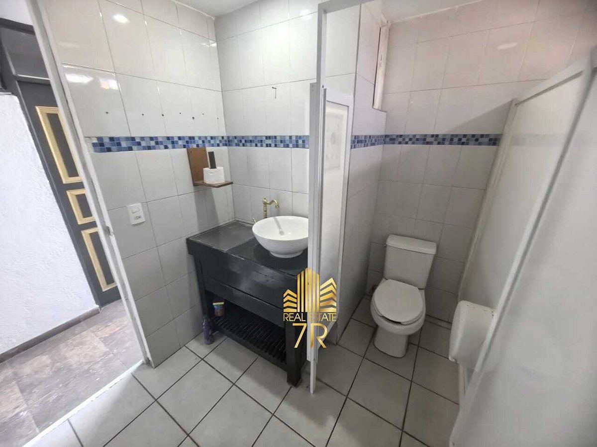 19 de 22: Baños mujeres