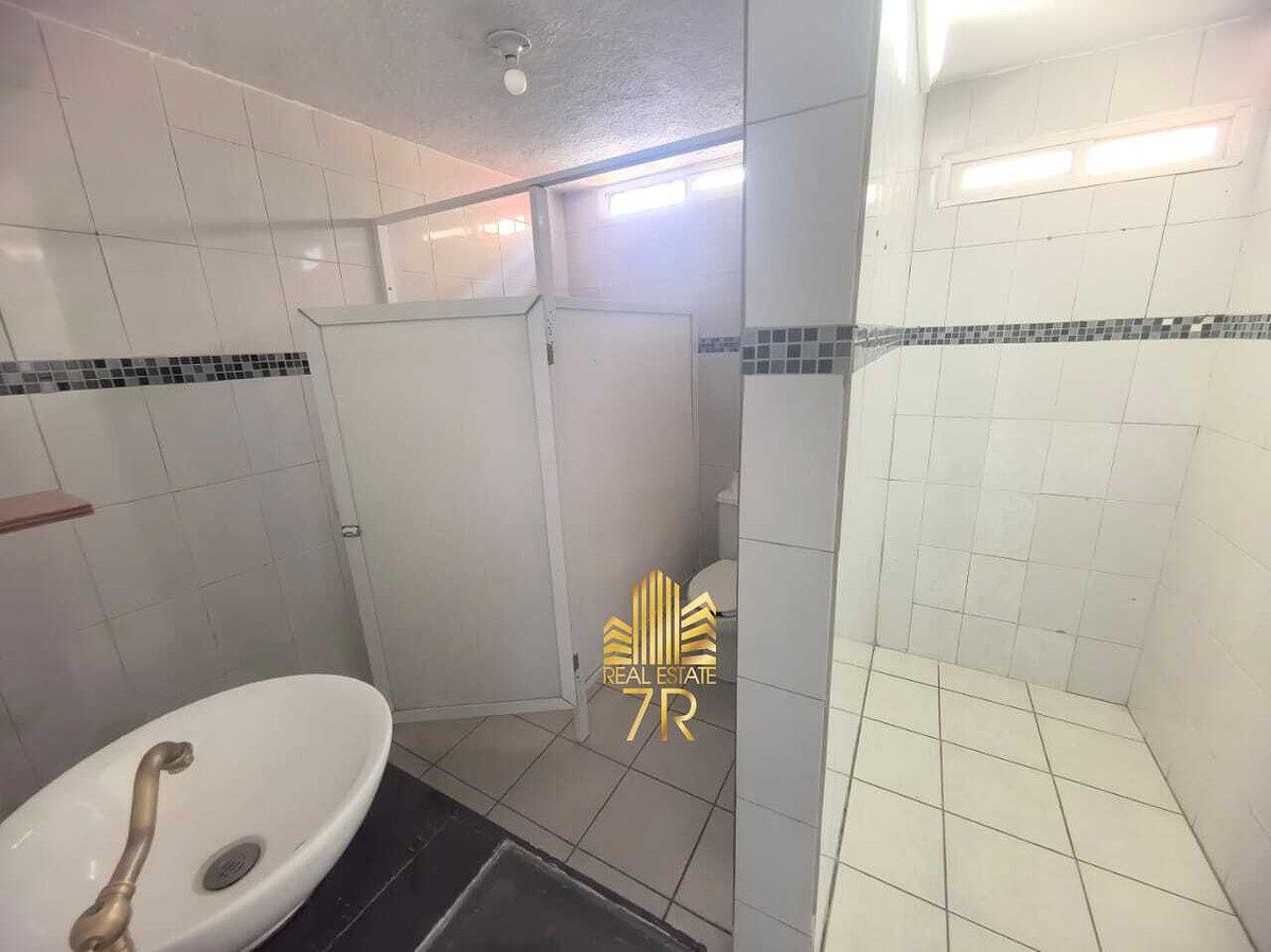 21 de 22: Baños mujeres