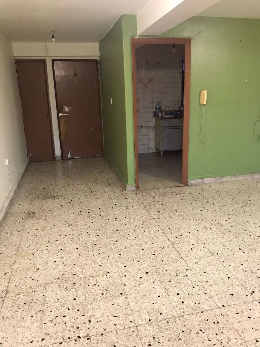 2 de 16