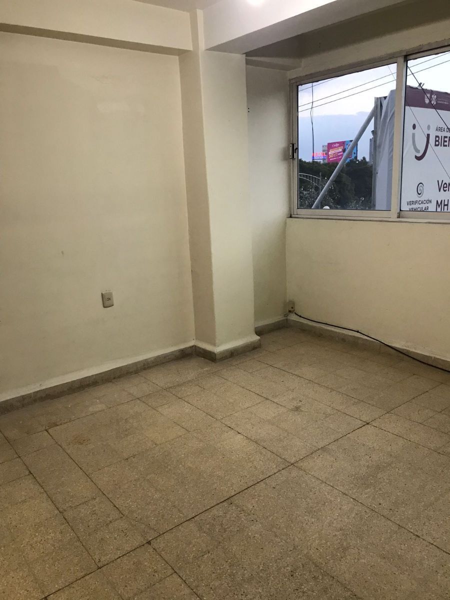 4 de 16