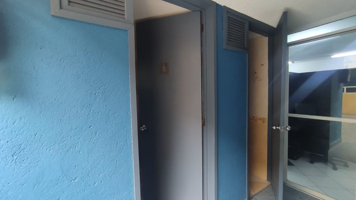 10 de 10: Baños H/M