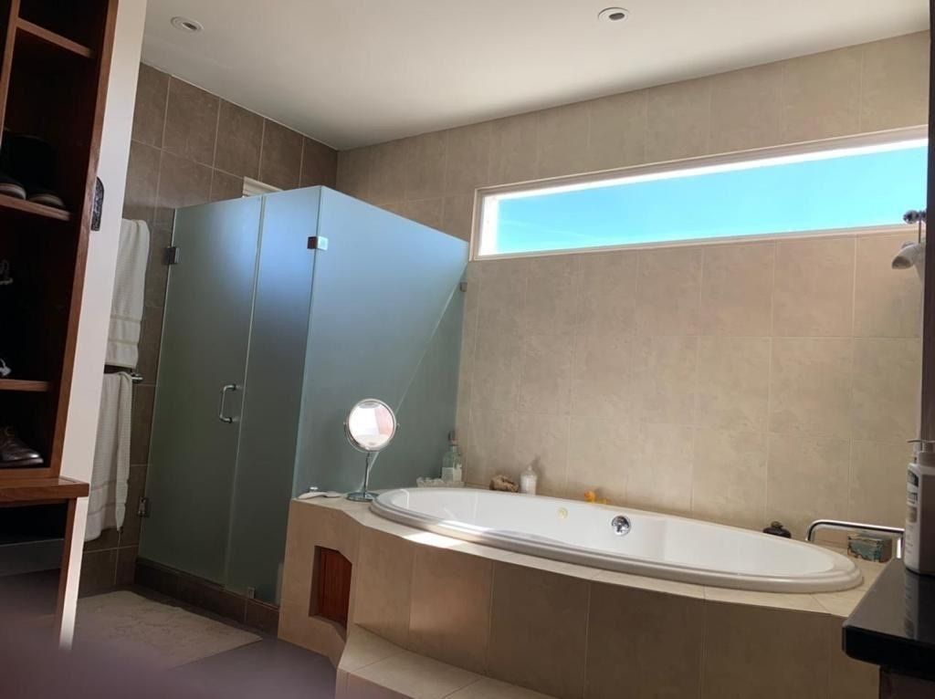 13 of 14: BAÑO PRINCIPAL