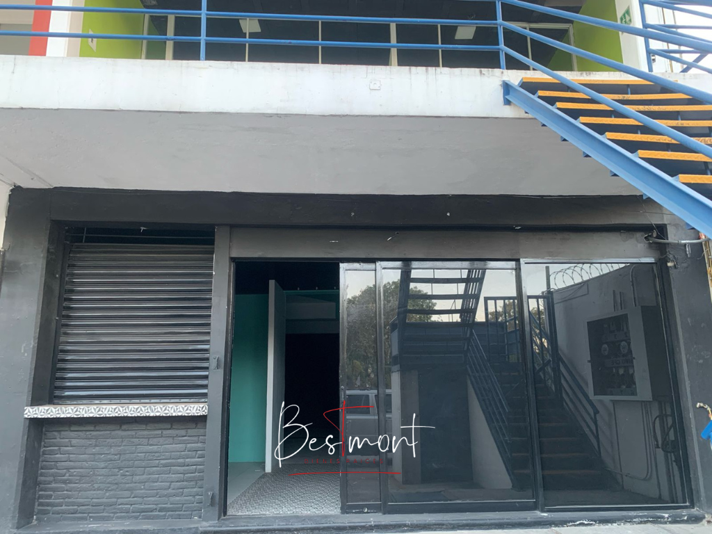 3 de 12: Fachada Local #1 PB