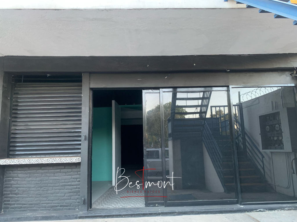 4 de 12: Fachada Local #1 PB