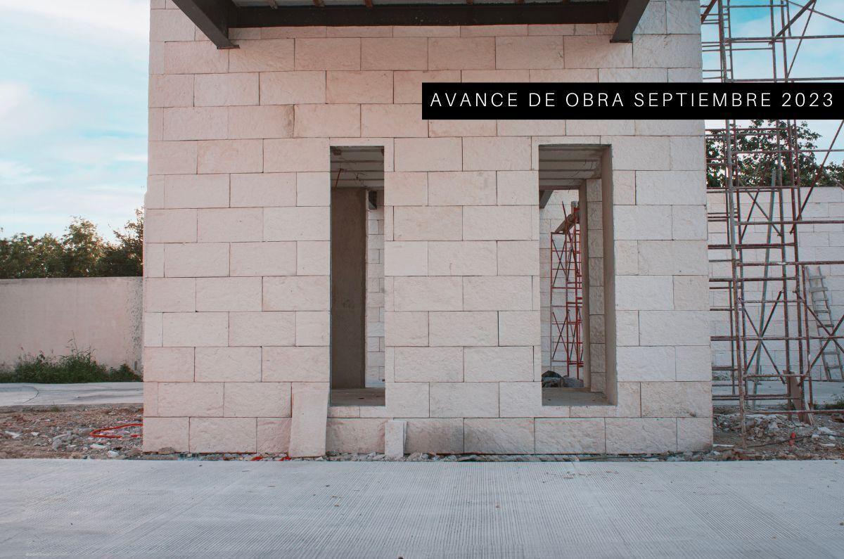 3 of 42: Caseta de vigilancia