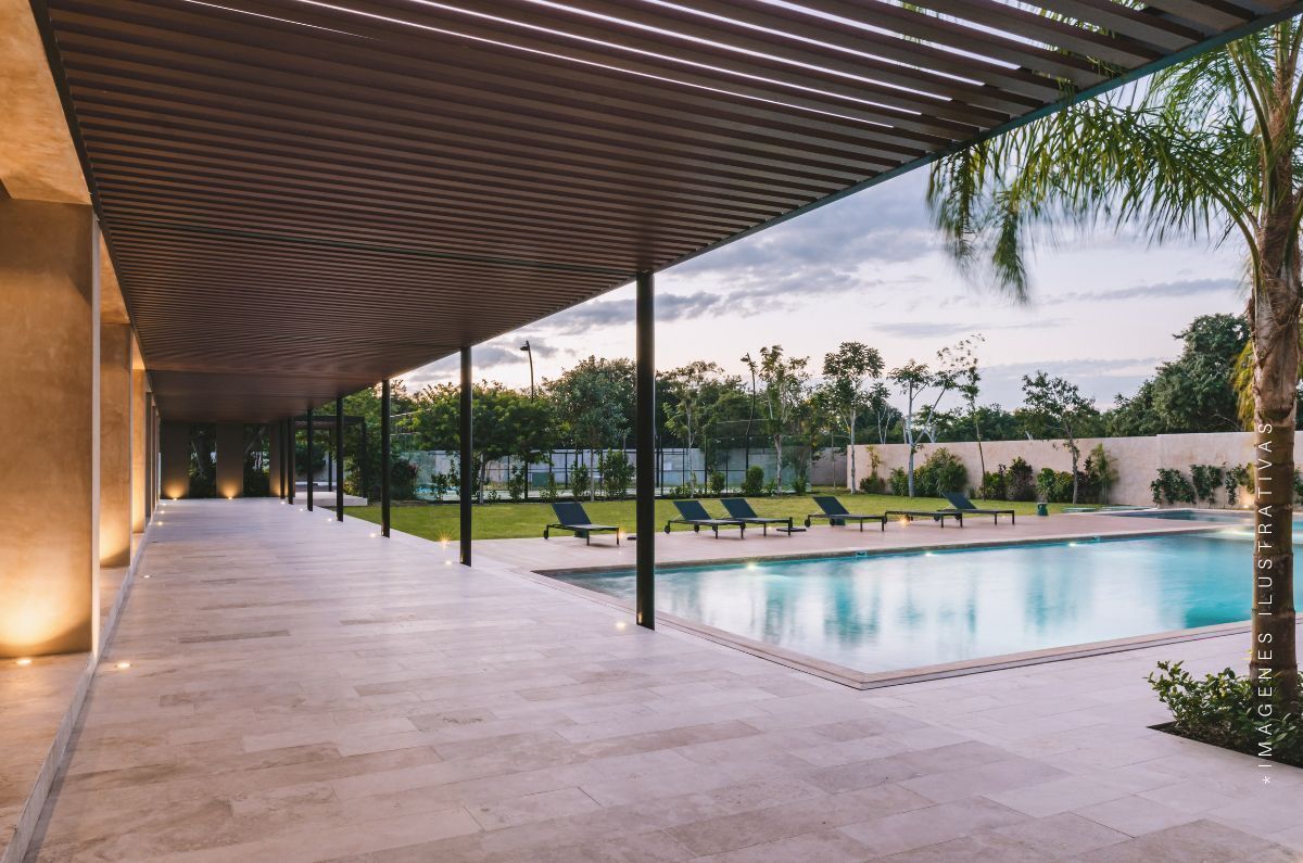 5 of 15: Piscina