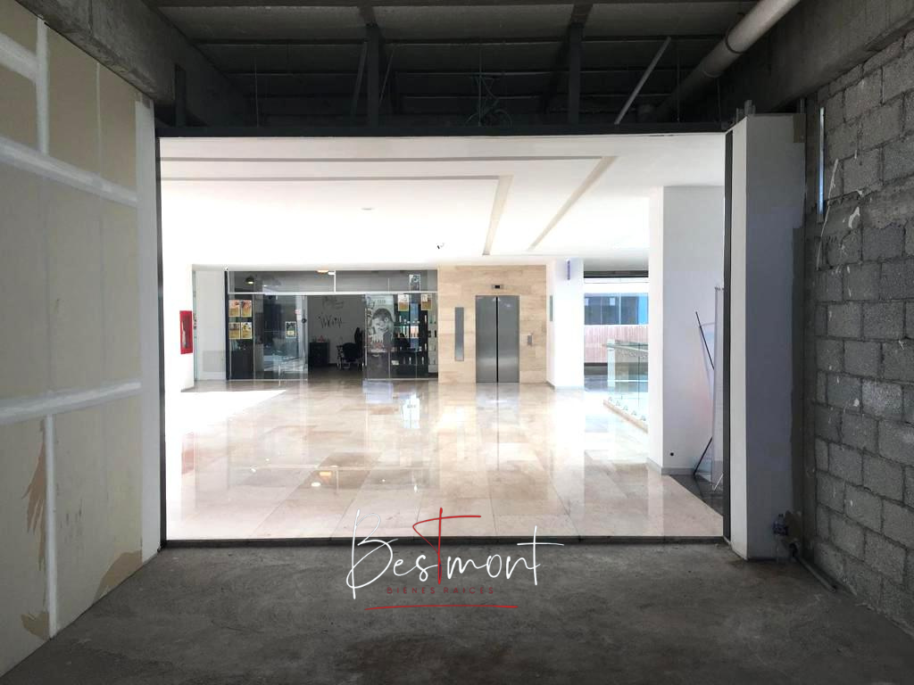 3 de 7: Interior de local
