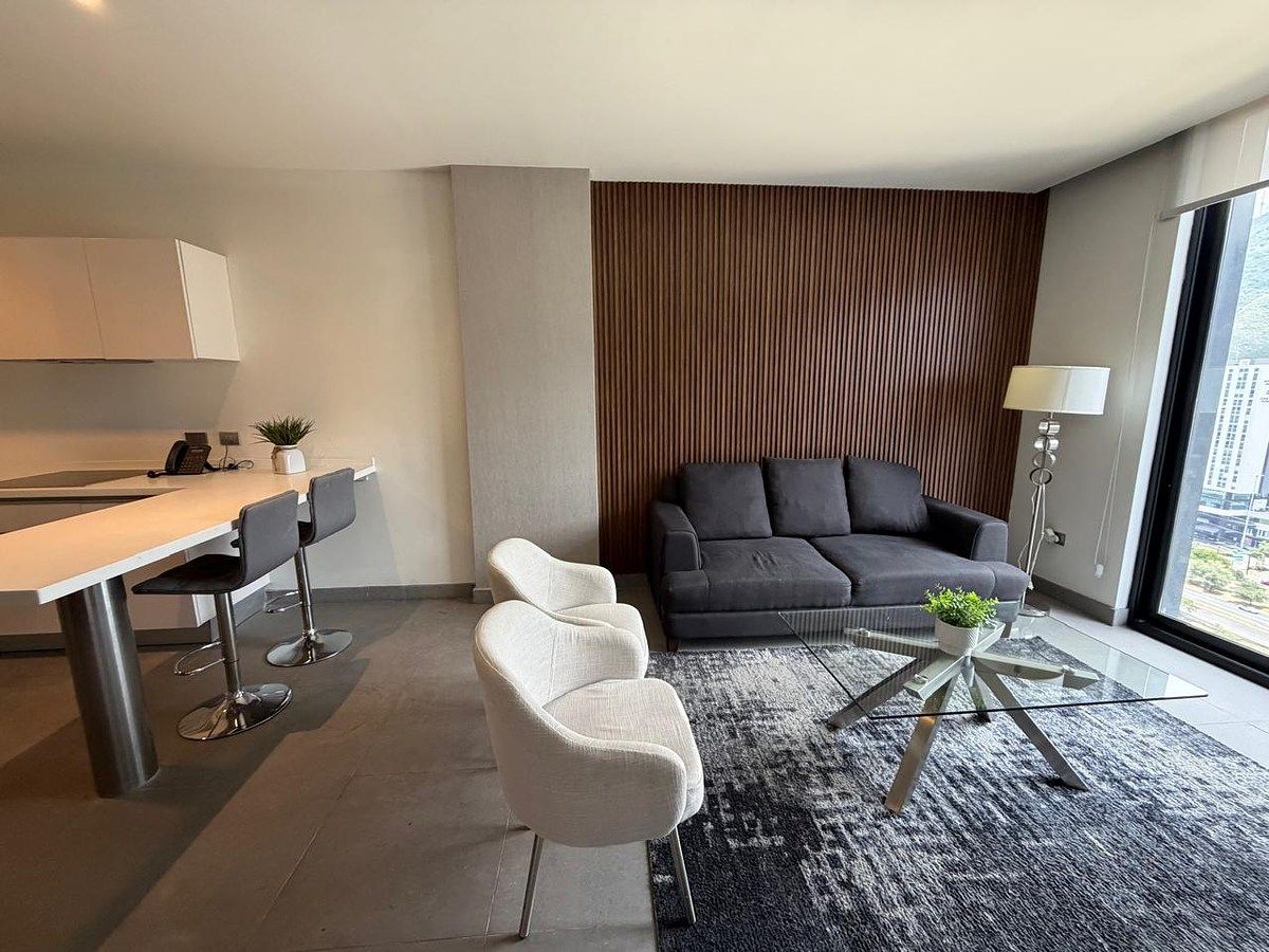 Sale of Apartment in Magma Tower SPGG Recently Remodeled !!!, photo 1 of 24