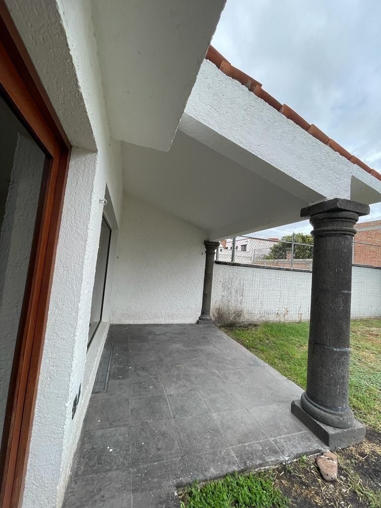 4 de 15: Terraza en jardin