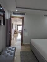 3 de 8
