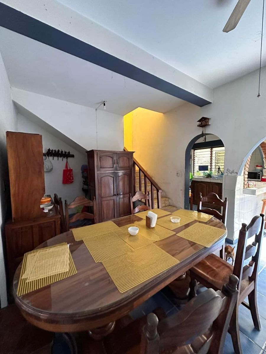 House by Filomeno Medina, Centro - foto 5