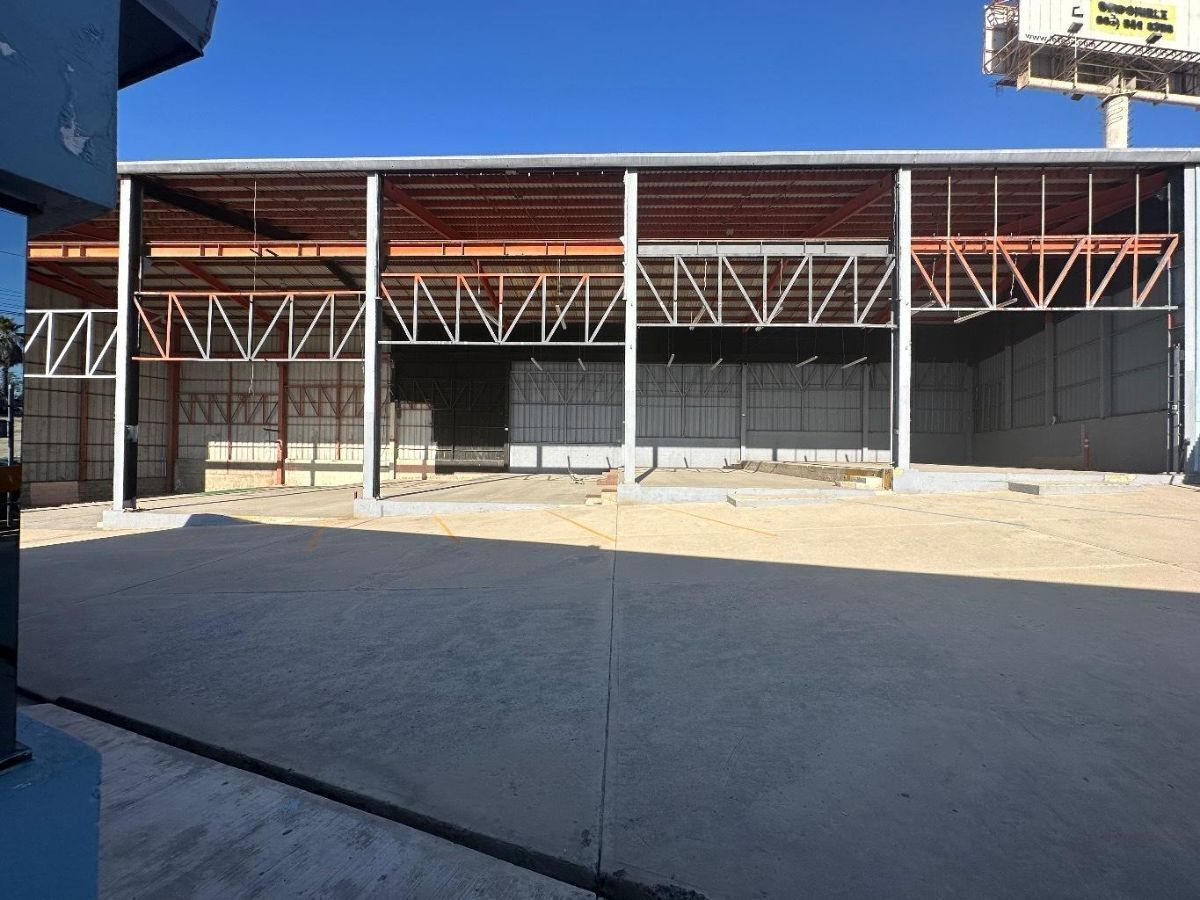 Bodega amplia en VENTA en Cucapah - foto 4