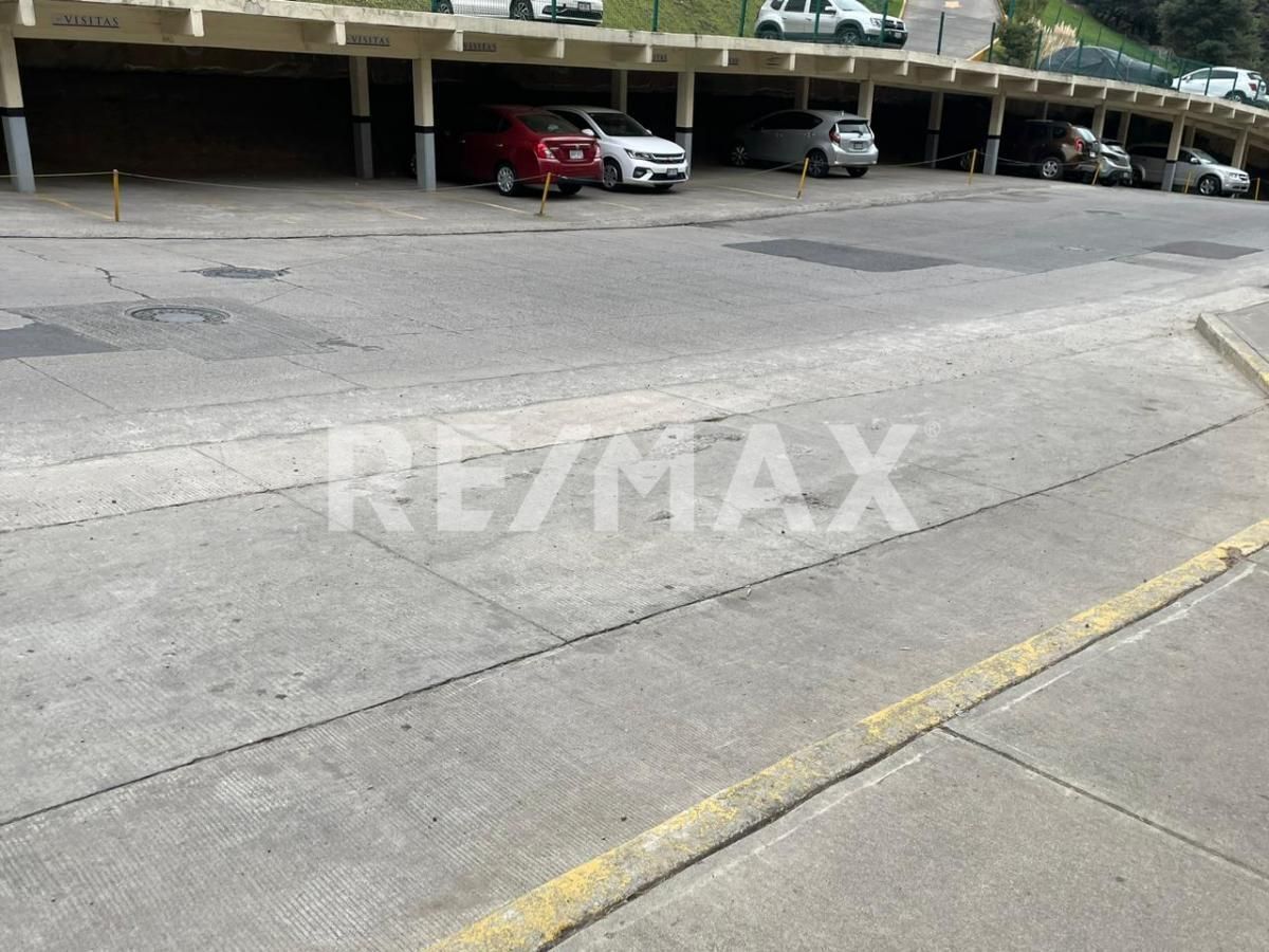 15 de 19: Estacionamiento de visitas