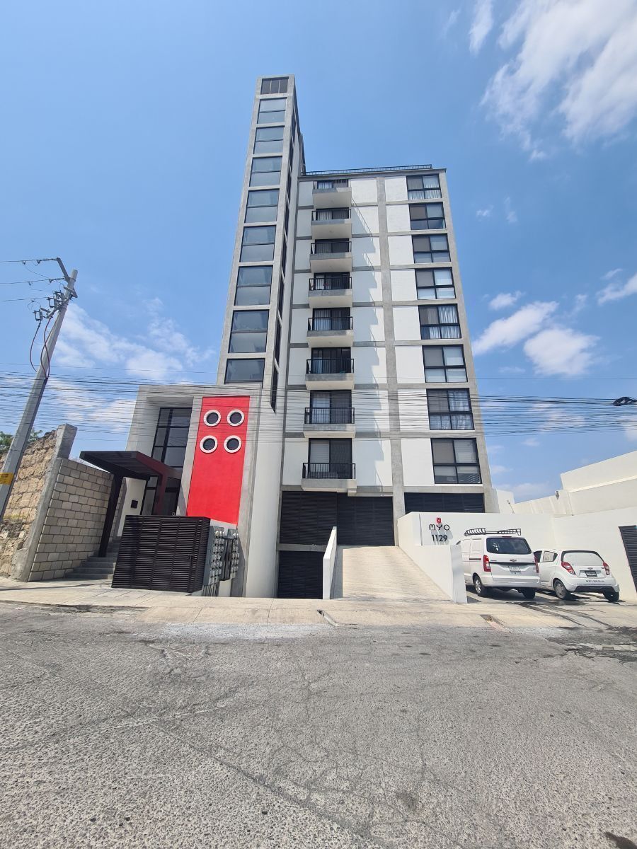 2 de 16: Fachada del edificio