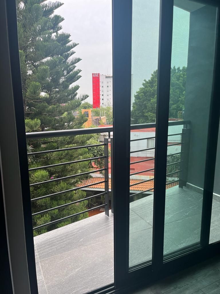 14 of 30: balcon recamara principal