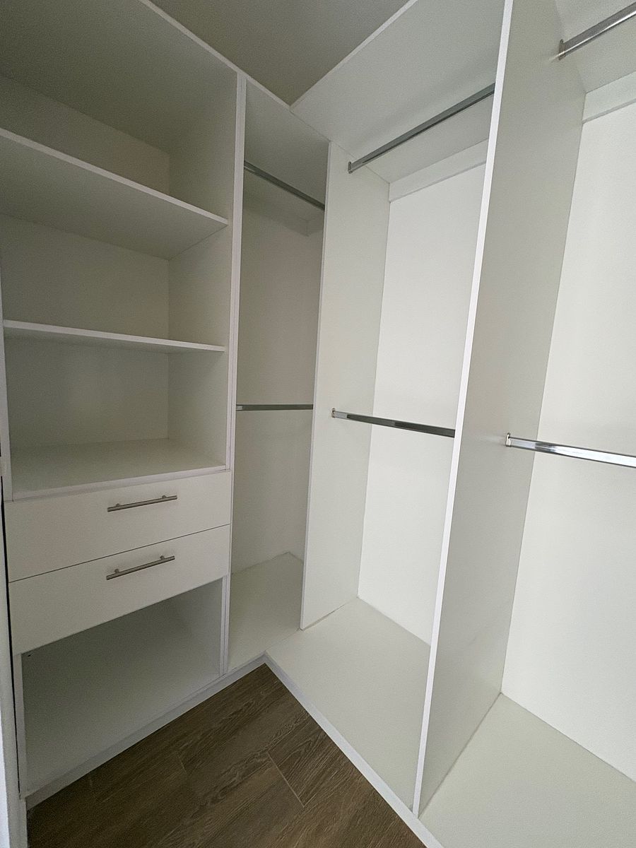 12 of 30: Walk-in-closet