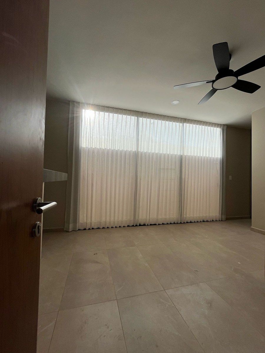 11 of 15: Depto. Muestra