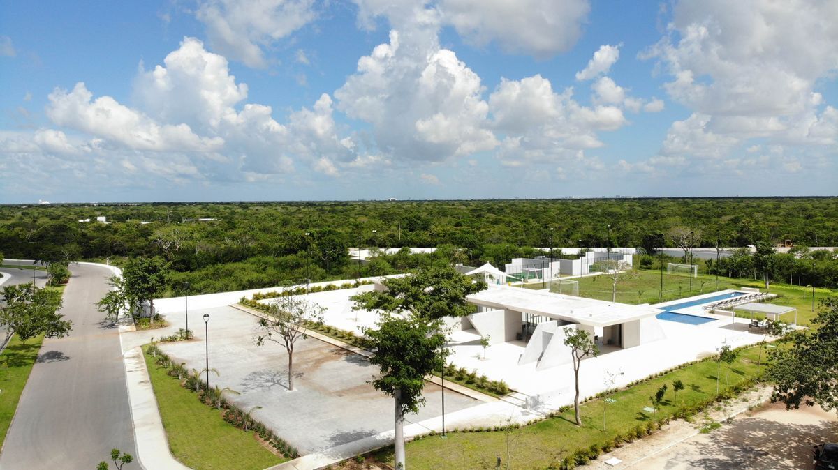 9 of 31: Terreno en Venta Merida