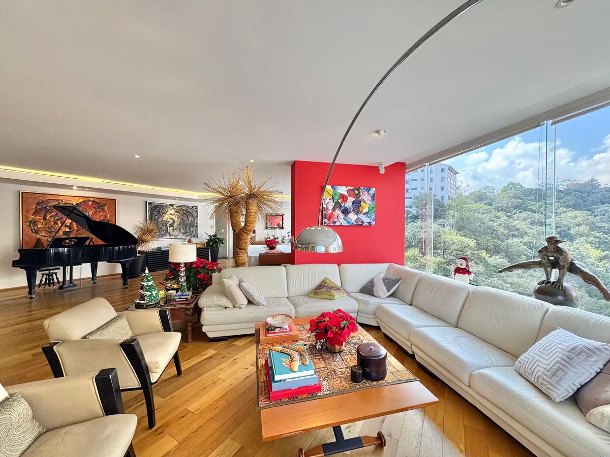 Departamento en Venta en Bosque De Tabachines con 3 Recámaras, 390 Metros Cuadrados y 3 Baños