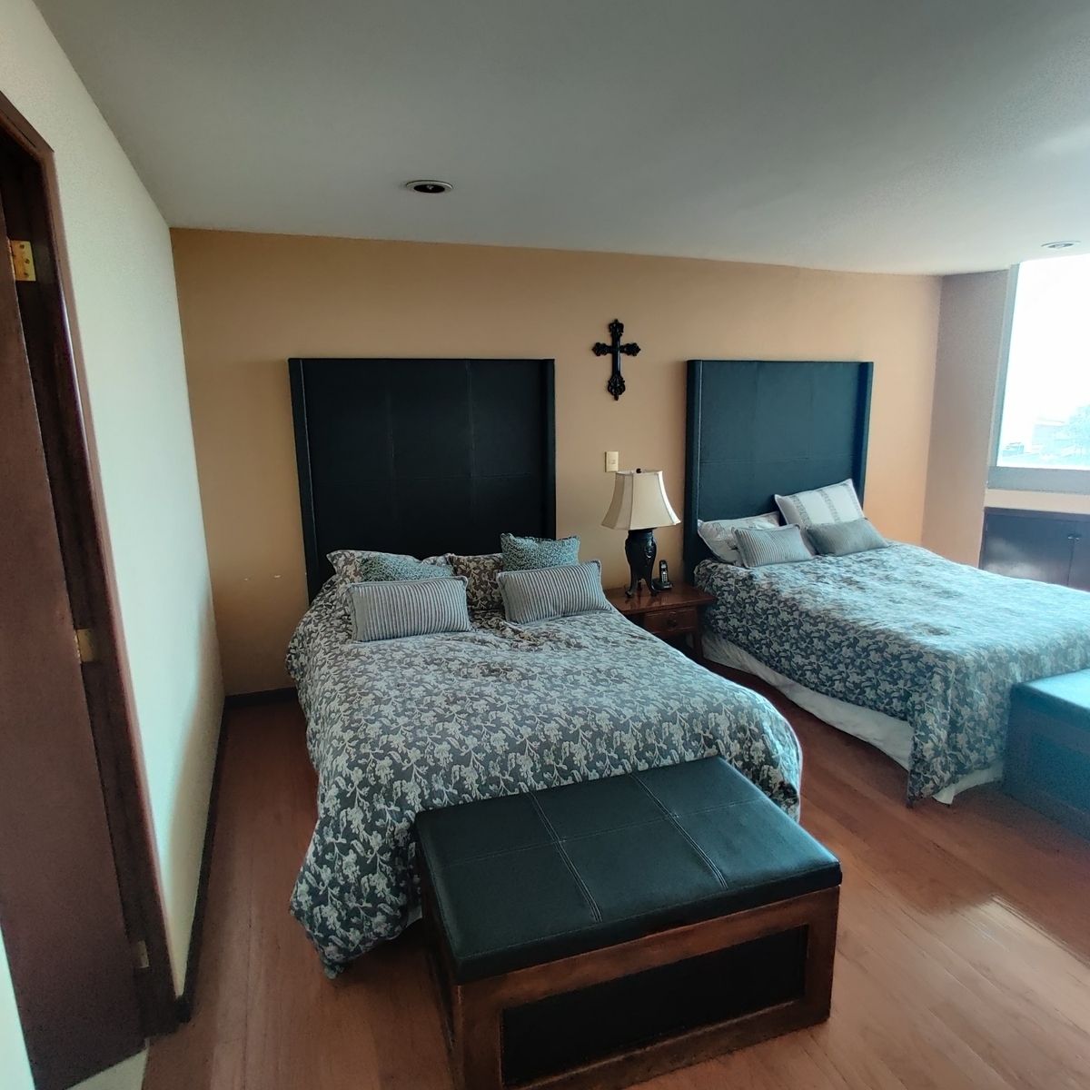 Departamento en Venta en Prolongación Bosques De Reforma con 3 Recámaras, 3 Baños y 380 Metros Cuadrados Departamento en Venta en Prolongación Bosques De Reforma con 3 Recámaras, 3 Baños y 380 Metros Cuadrados