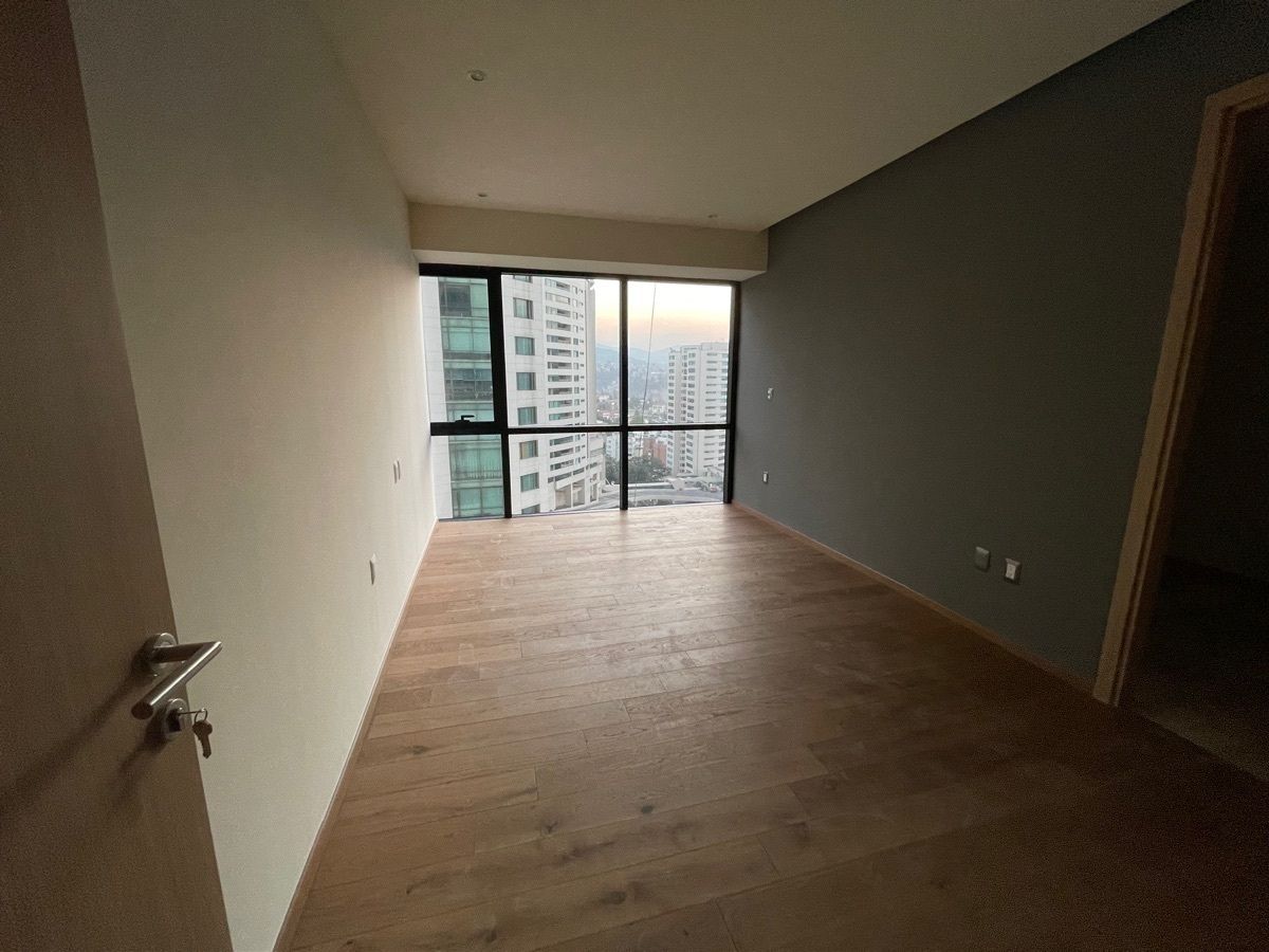 Departamento en Venta en Av. Jesús Del Monte con 3 Recámaras, 180 Metros Cuadrados y 3 Baños Departamento en Venta en Av. Jesús Del Monte con 3 Recámaras, 180 Metros Cuadrados y 3 Baños