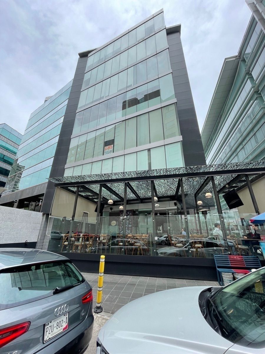 Oficina 2 Baños en Renta en Radiatas | 164m² | Luxxu