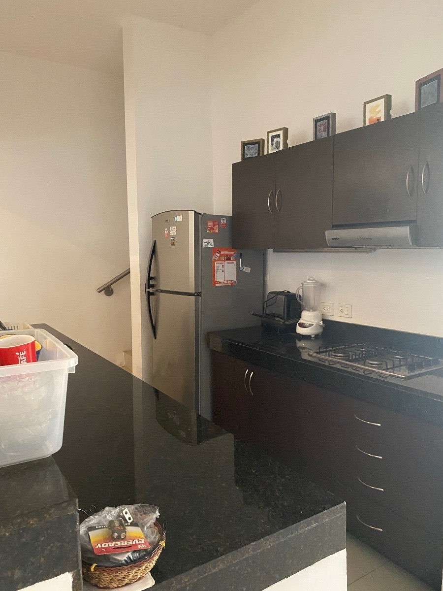3 of 17: Cocina