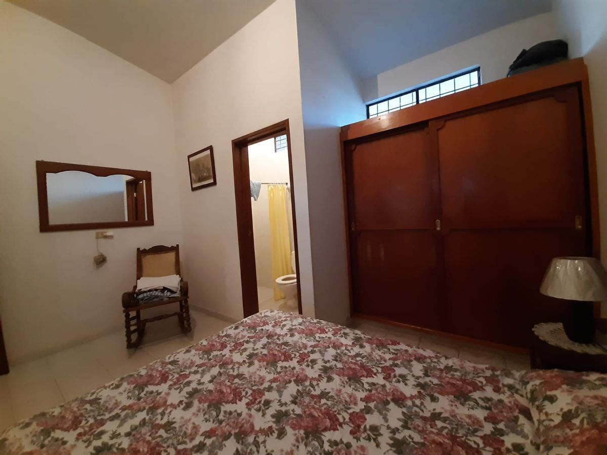 16 de 23: recamara con baño