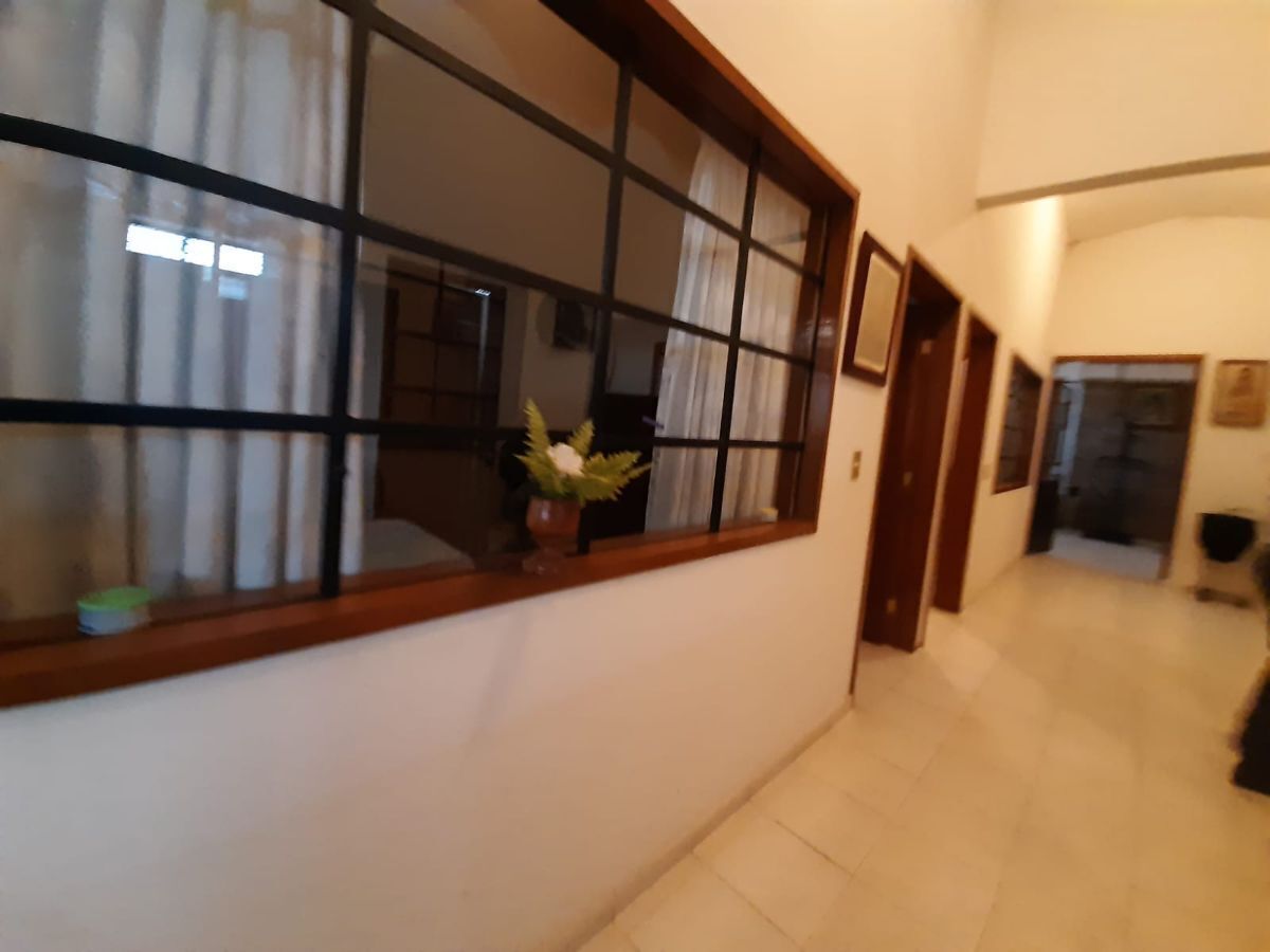 15 de 23: pasillo a zona de recamaras