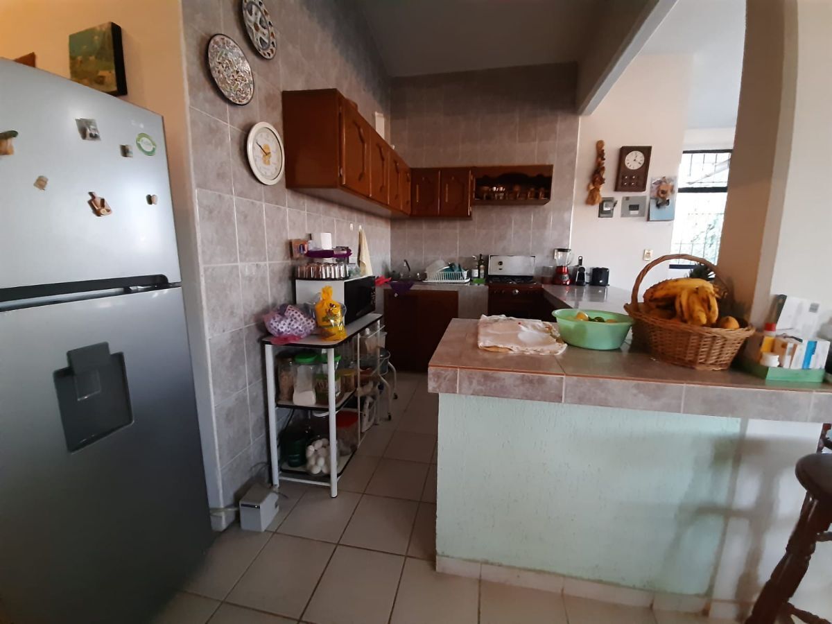 13 de 23: cocina rustica y funcional